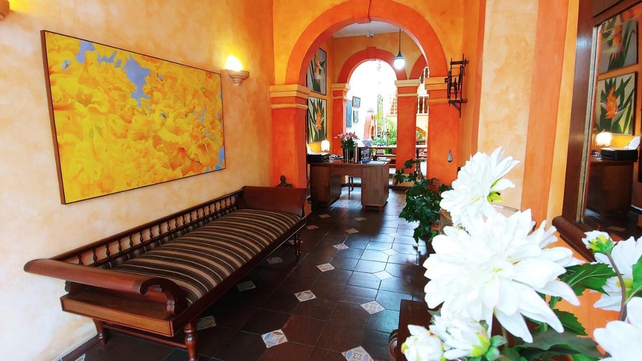 Hotel Boutique Casa Montalvo 昆卡 外观 照片