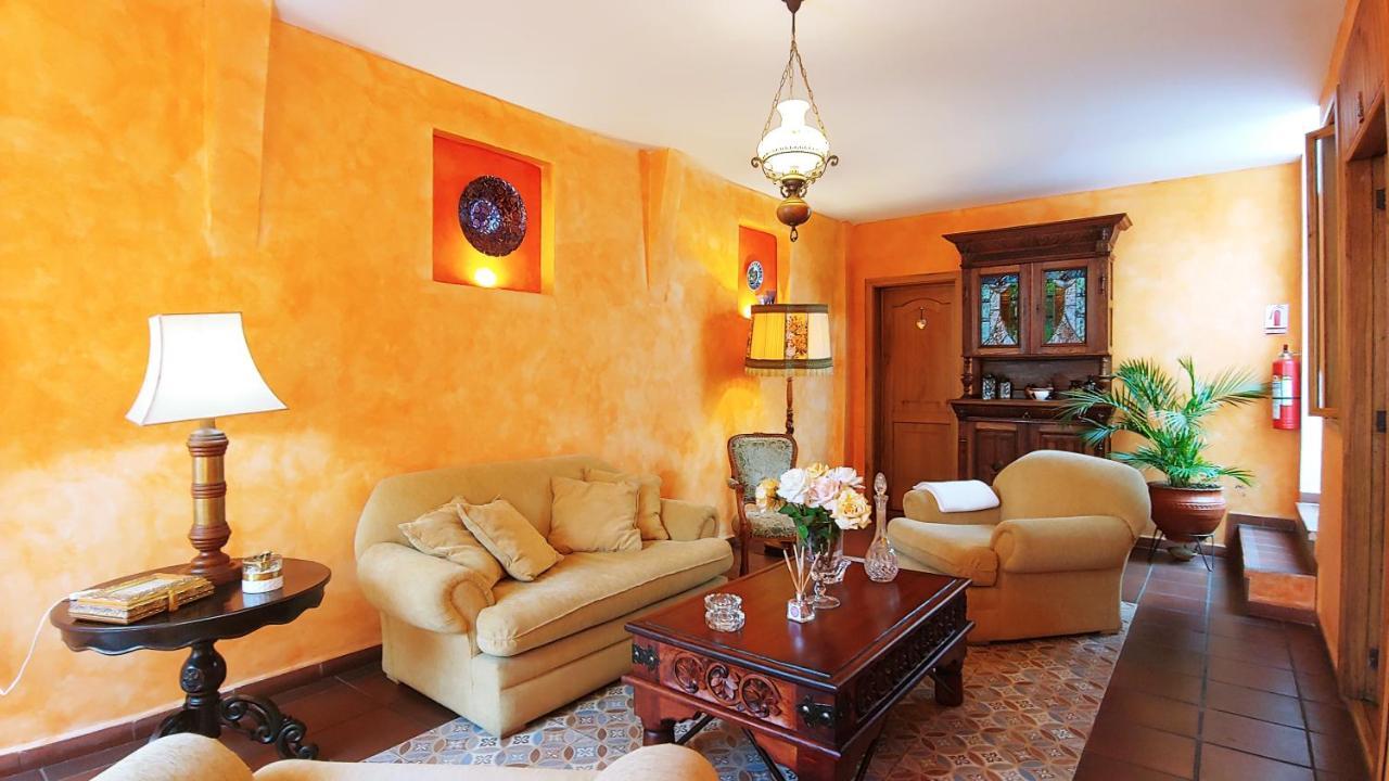 Hotel Boutique Casa Montalvo 昆卡 外观 照片