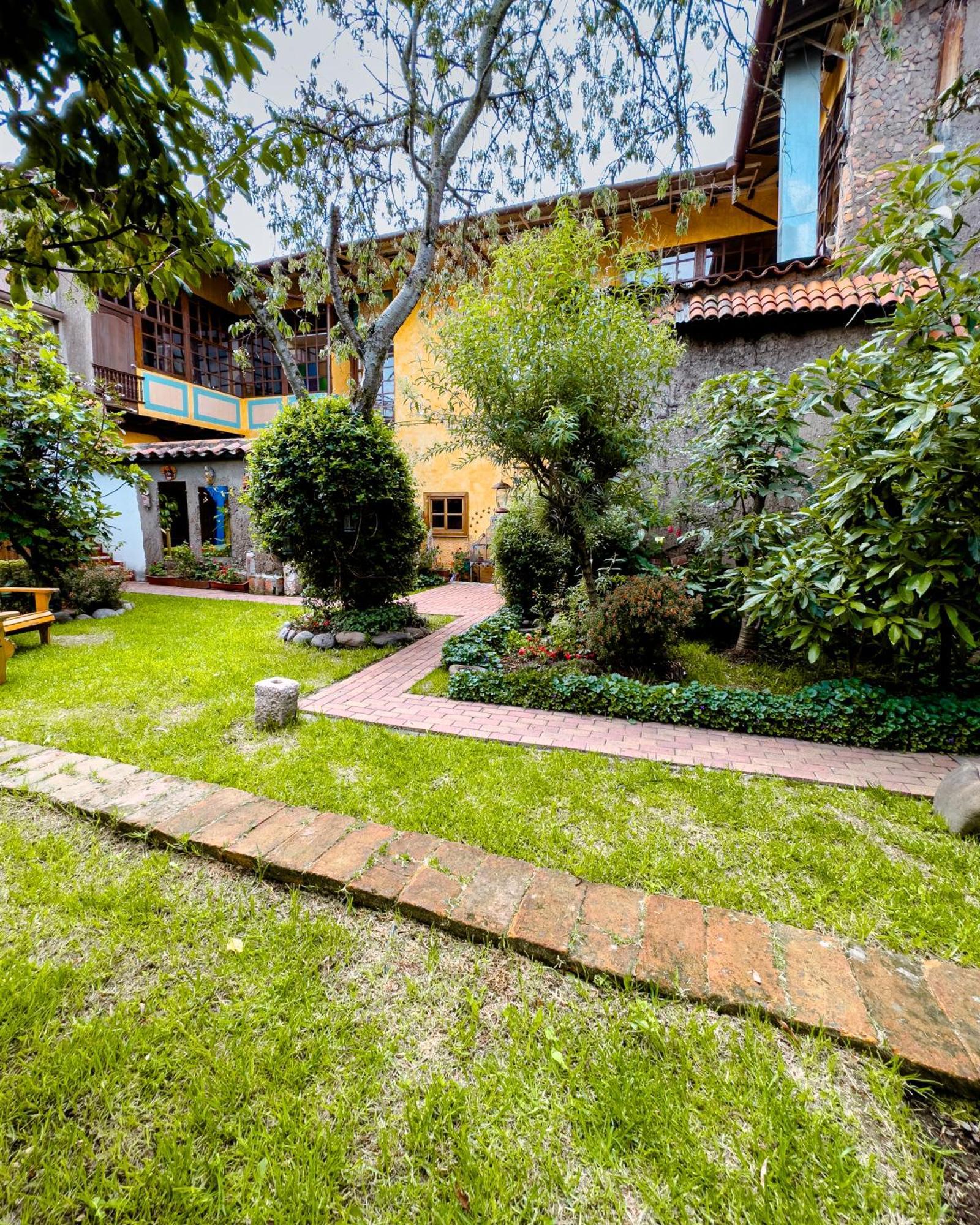 Hotel Boutique Casa Montalvo 昆卡 外观 照片
