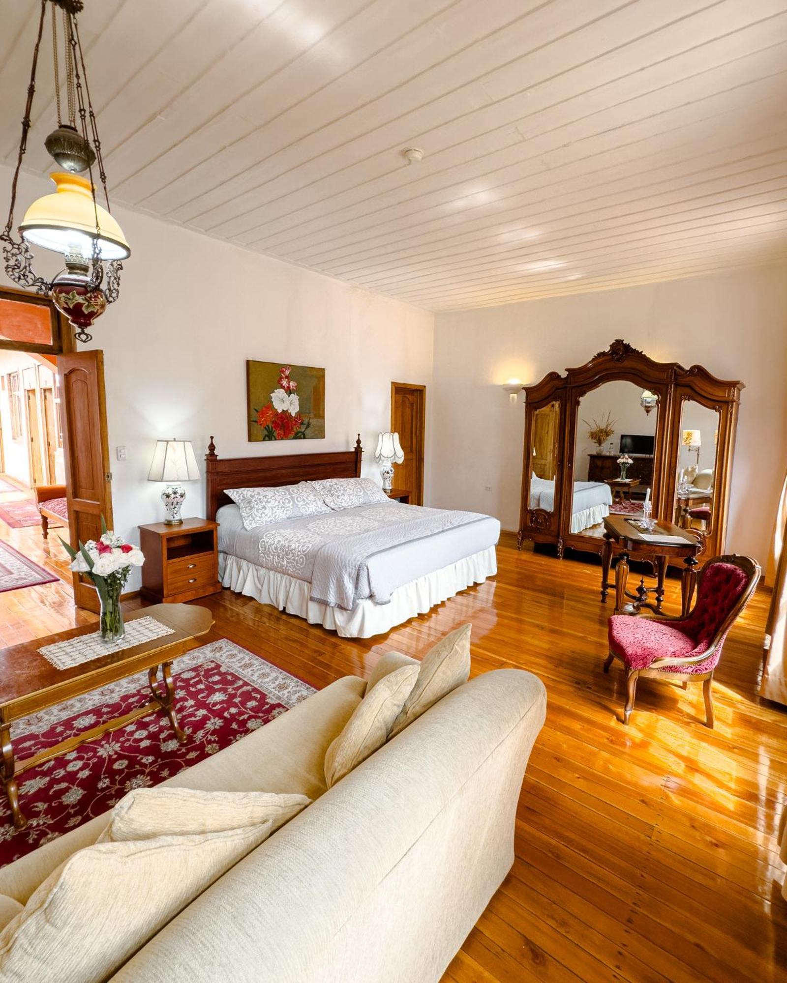 Hotel Boutique Casa Montalvo 昆卡 外观 照片